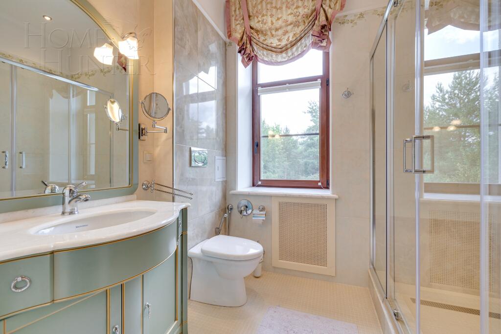 2-этажный коттедж 550 м² с отделкой