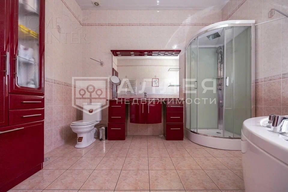 2-этажный коттедж 820 м² с отделкой