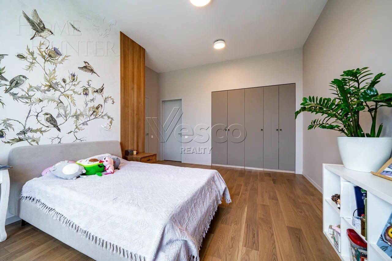 2-этажный коттедж 350 м² с отделкой