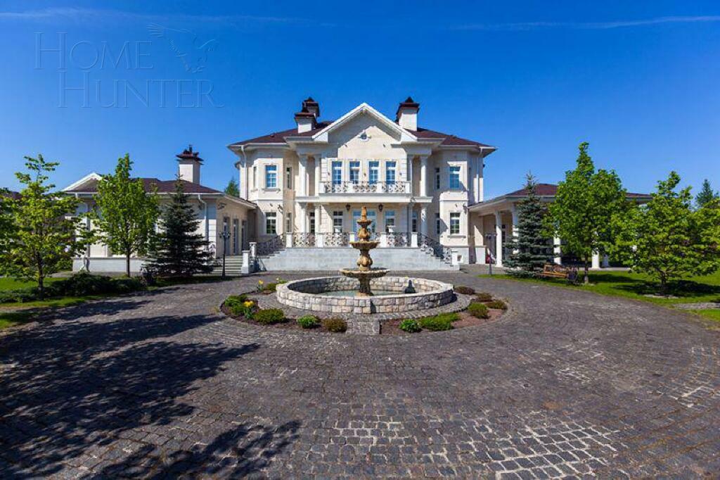 2-этажный коттедж 1 400 м² с отделкой