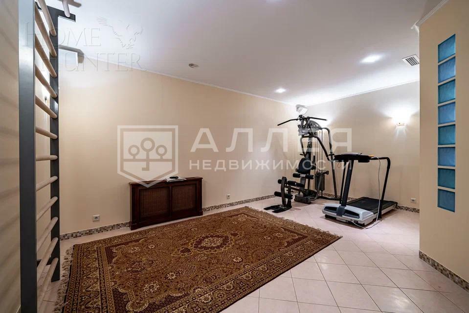3-этажный коттедж 633 м² с отделкой