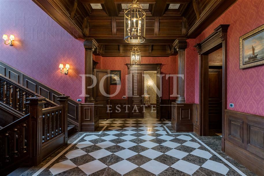 2-этажный коттедж 628 м² с отделкой