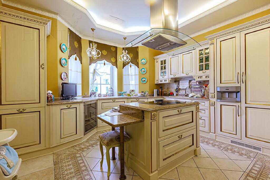 2-этажный коттедж 1 400 м² с отделкой