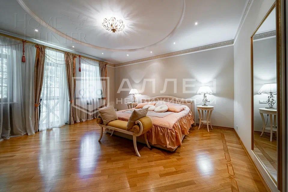 3-этажный коттедж 633 м² с отделкой