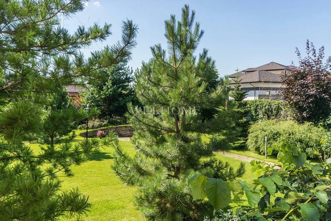 3-этажный коттедж 980 м² с отделкой