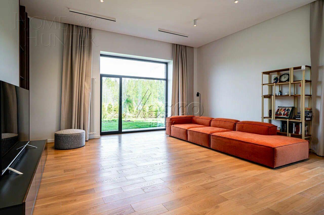 2-этажный коттедж 350 м² с отделкой