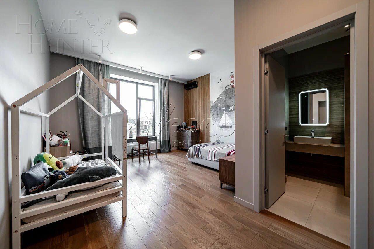 2-этажный коттедж 350 м² с отделкой