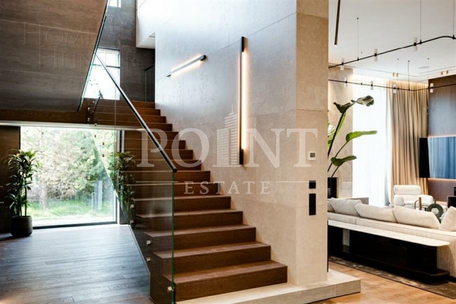 2-этажный коттедж 1 265 м² с отделкой