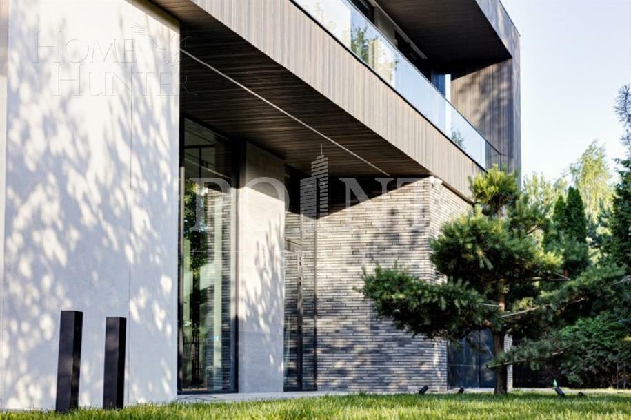 2-этажный коттедж 1 265 м² с отделкой