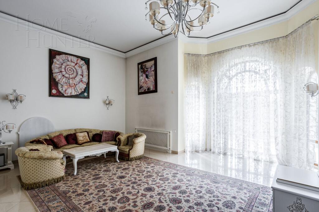 3-этажный коттедж 762 м² с отделкой