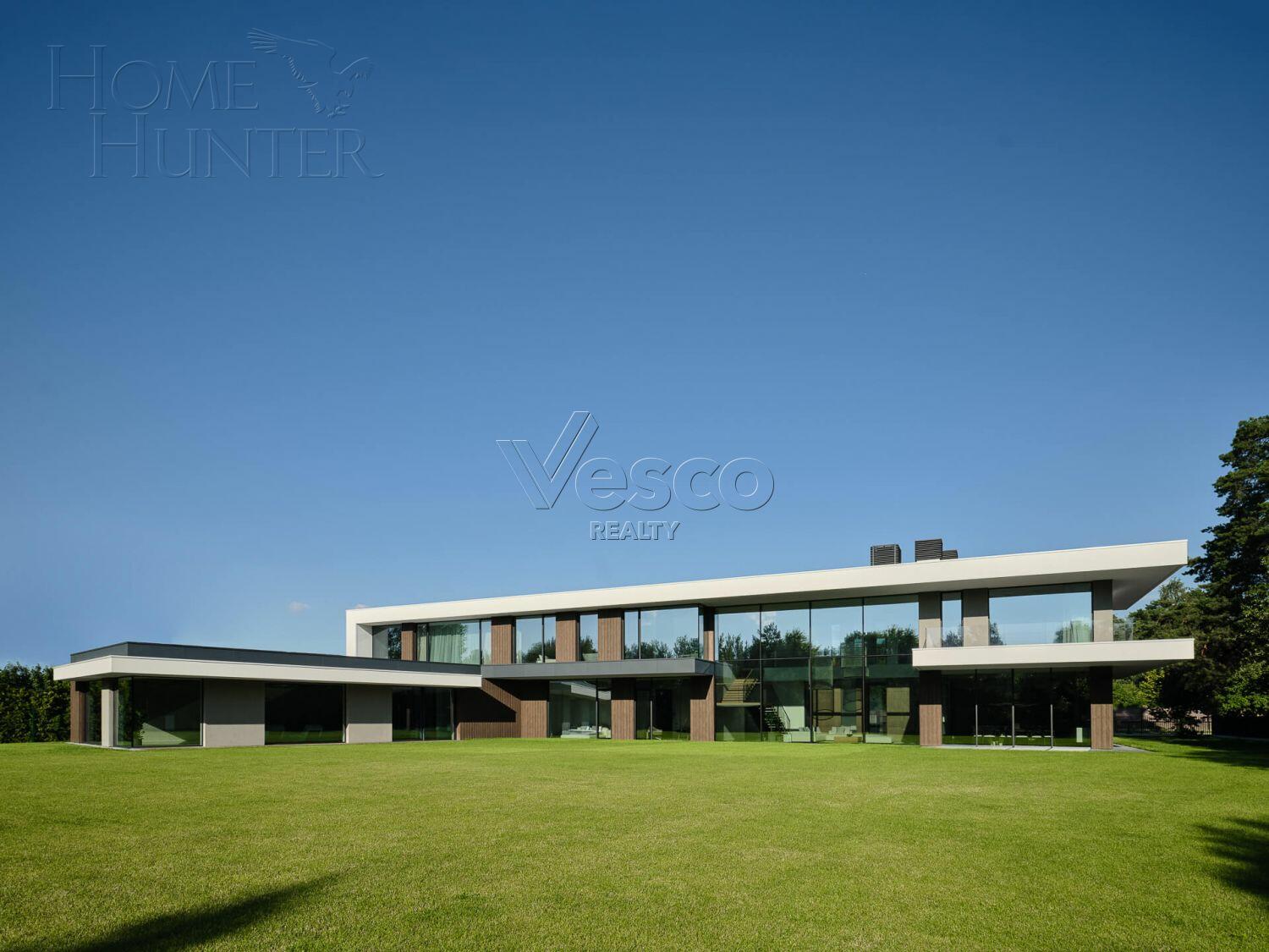 2-этажный коттедж 1 238 м² с отделкой