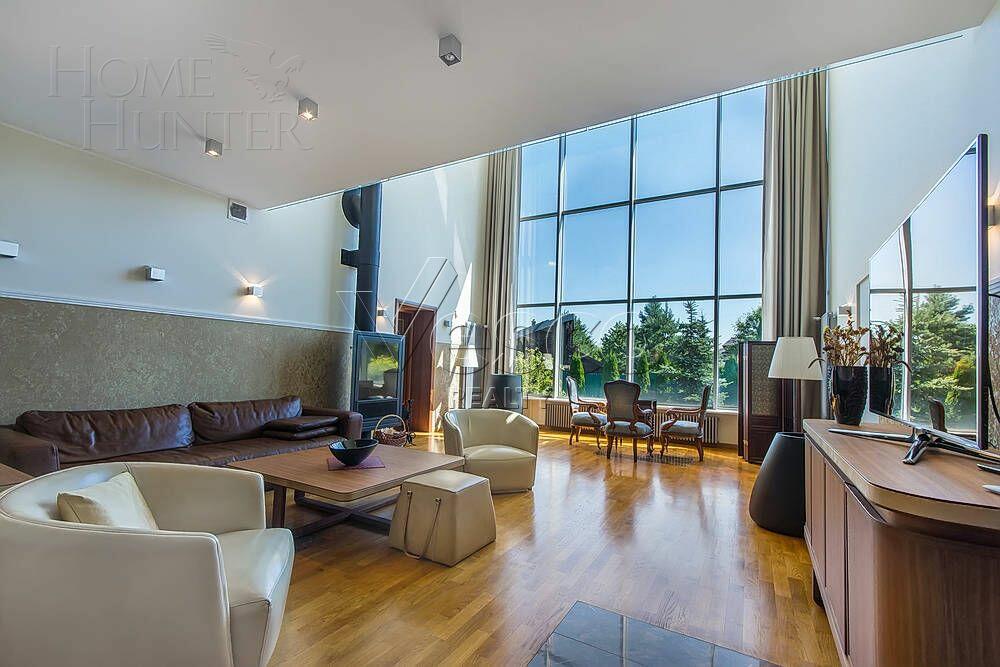 3-этажный коттедж 980 м² с отделкой