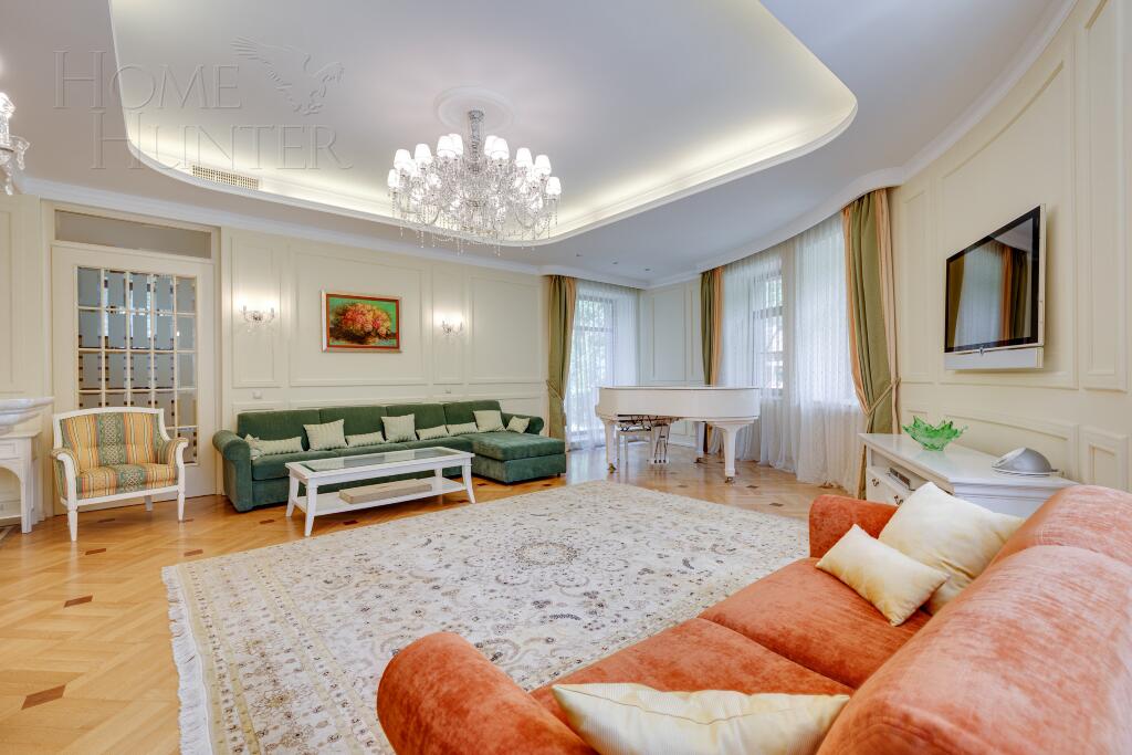 2-этажный коттедж 550 м² с отделкой