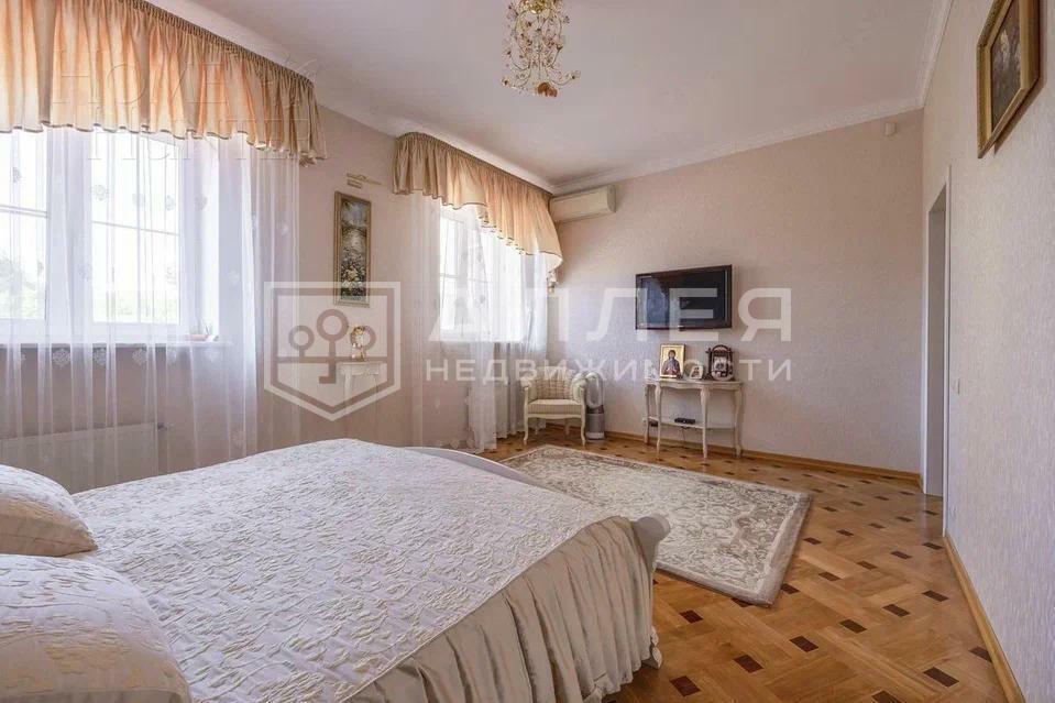 2-этажный коттедж 820 м² с отделкой