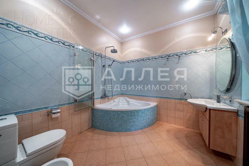 3-этажный коттедж 633 м² с отделкой
