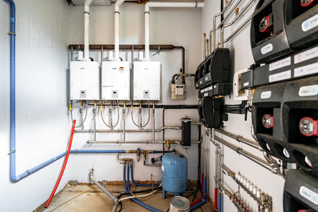 2-этажный коттедж 1 050 м² без отделки