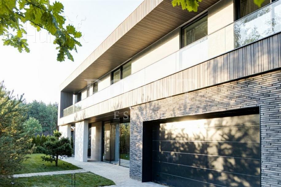 2-этажный коттедж 1 265 м² с отделкой