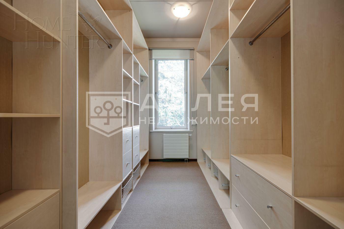 2-этажный коттедж 840 м² с отделкой