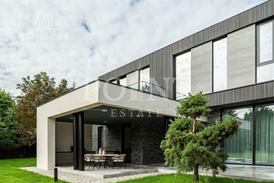 2-этажный коттедж 1 265 м² с отделкой