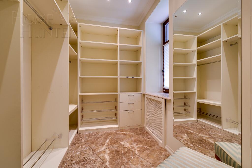 2-этажный коттедж 550 м² с отделкой