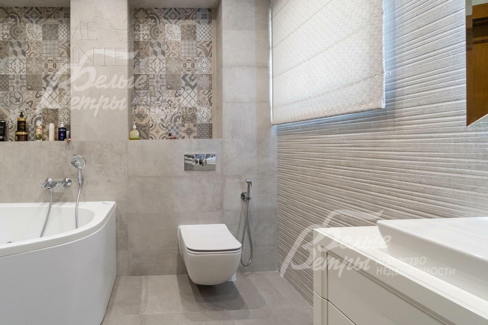 2-этажный коттедж 500 м² с отделкой