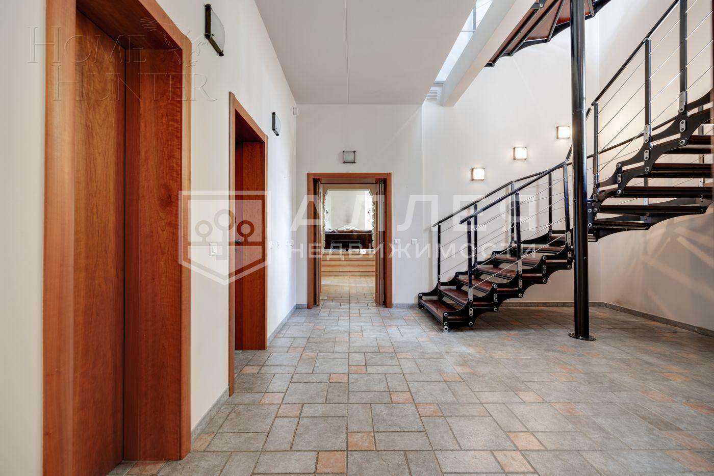 2-этажный коттедж 840 м² с отделкой