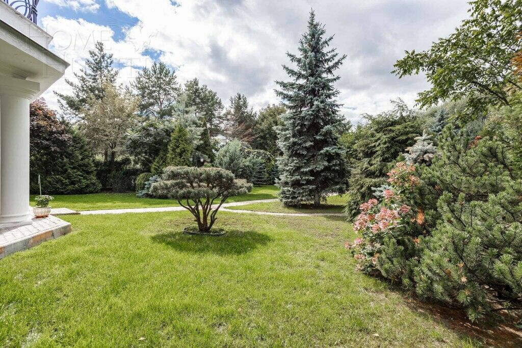 3-этажный коттедж 762 м² с отделкой