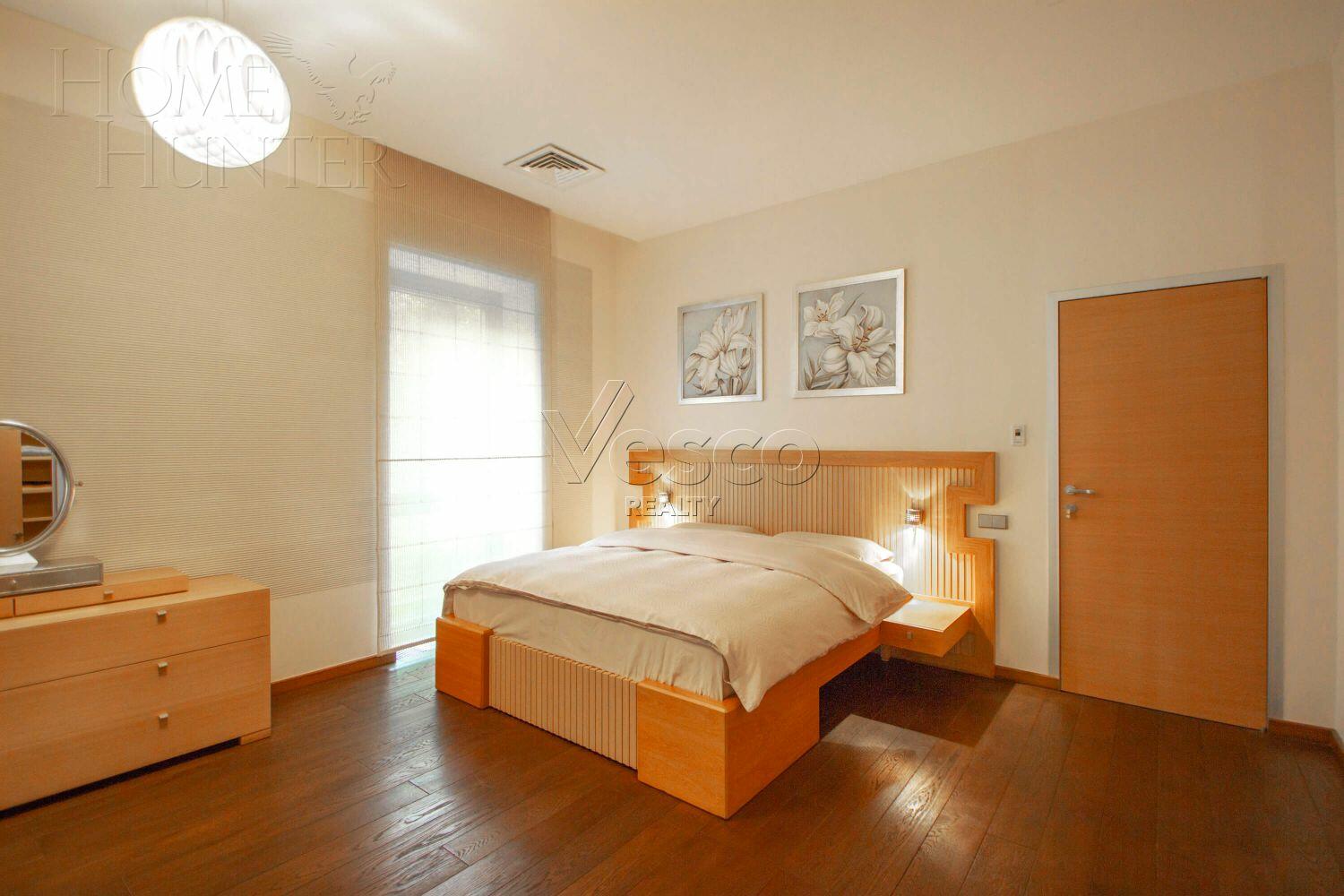 2-этажный коттедж 891 м² с отделкой