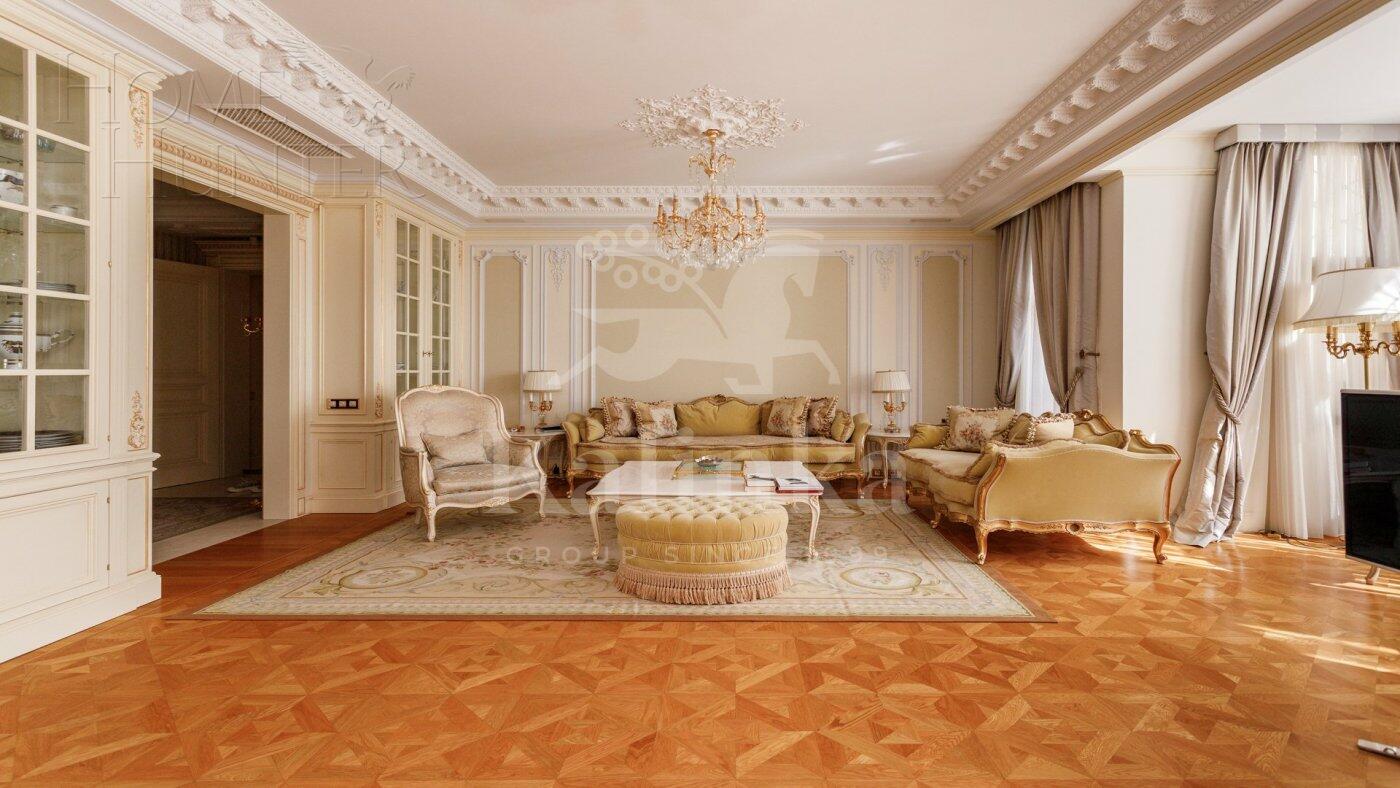 4-КОМН. КВАРТИРА С ОТДЕЛКОЙ 190 М² НА 3 ЭТАЖЕ