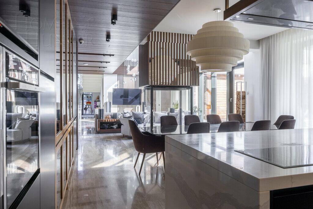 2-этажный коттедж 550 м² с отделкой