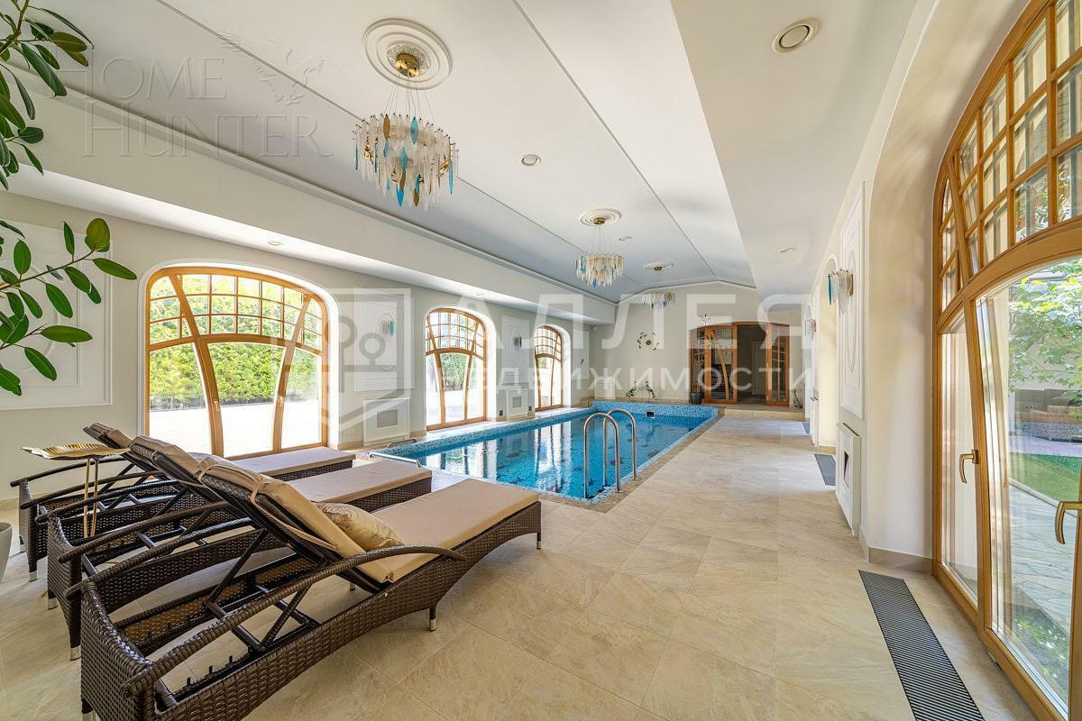 2-этажный коттедж 1 350 м² с отделкой