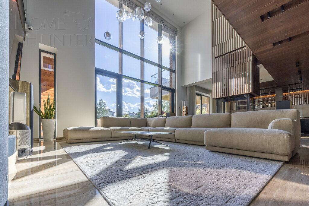 2-этажный коттедж 550 м² с отделкой