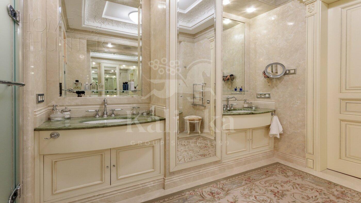 4-КОМН. КВАРТИРА С ОТДЕЛКОЙ 190 М² НА 3 ЭТАЖЕ