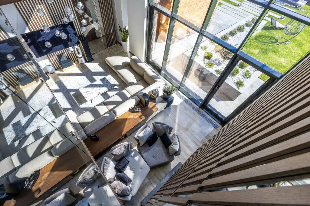 2-этажный коттедж 550 м² с отделкой