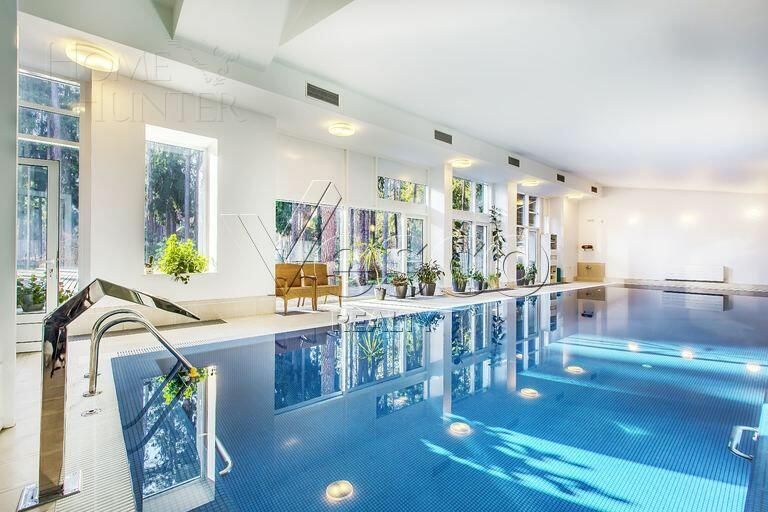 2-этажный коттедж 1 328 м² с отделкой