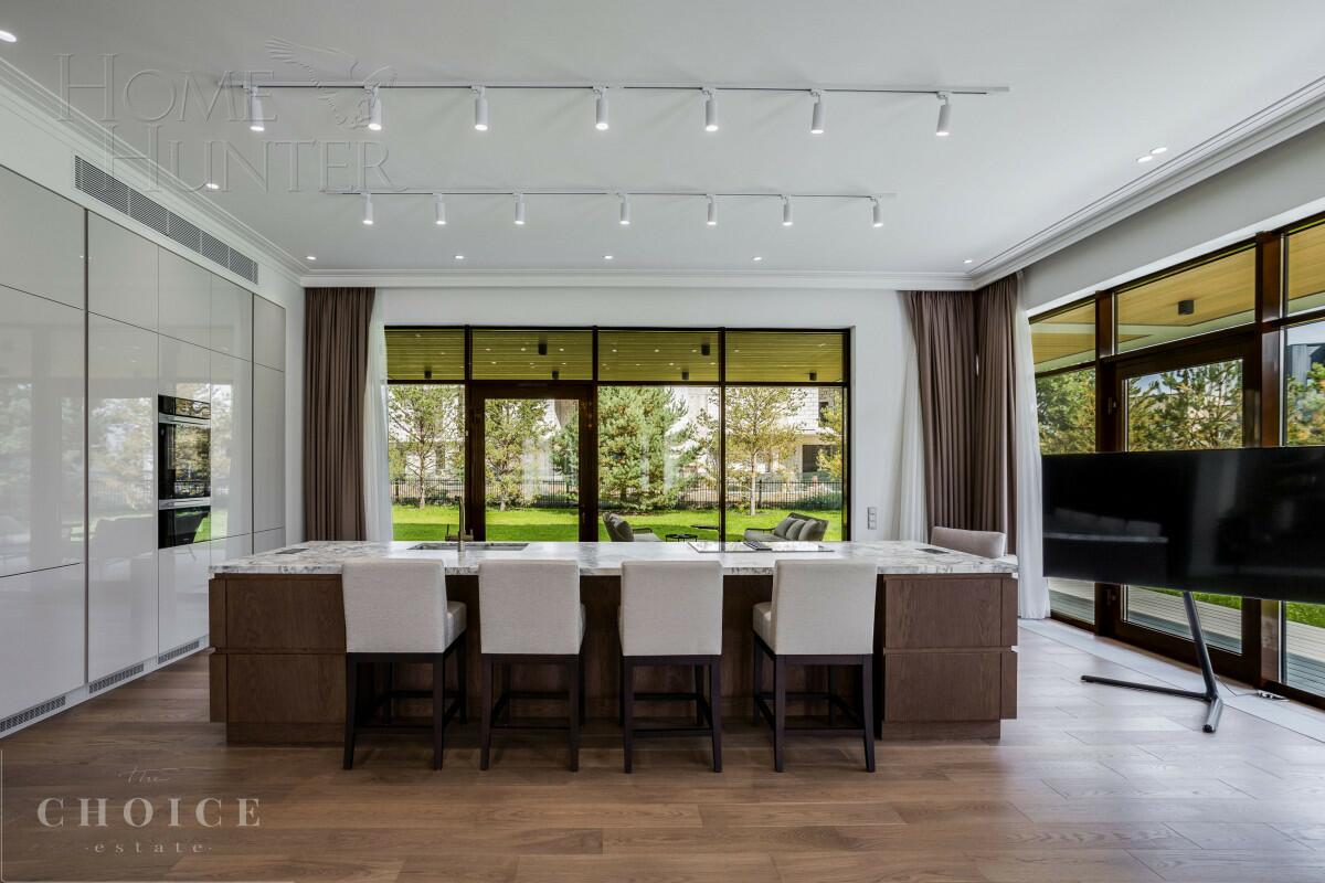 2-этажный коттедж 730 м² с отделкой