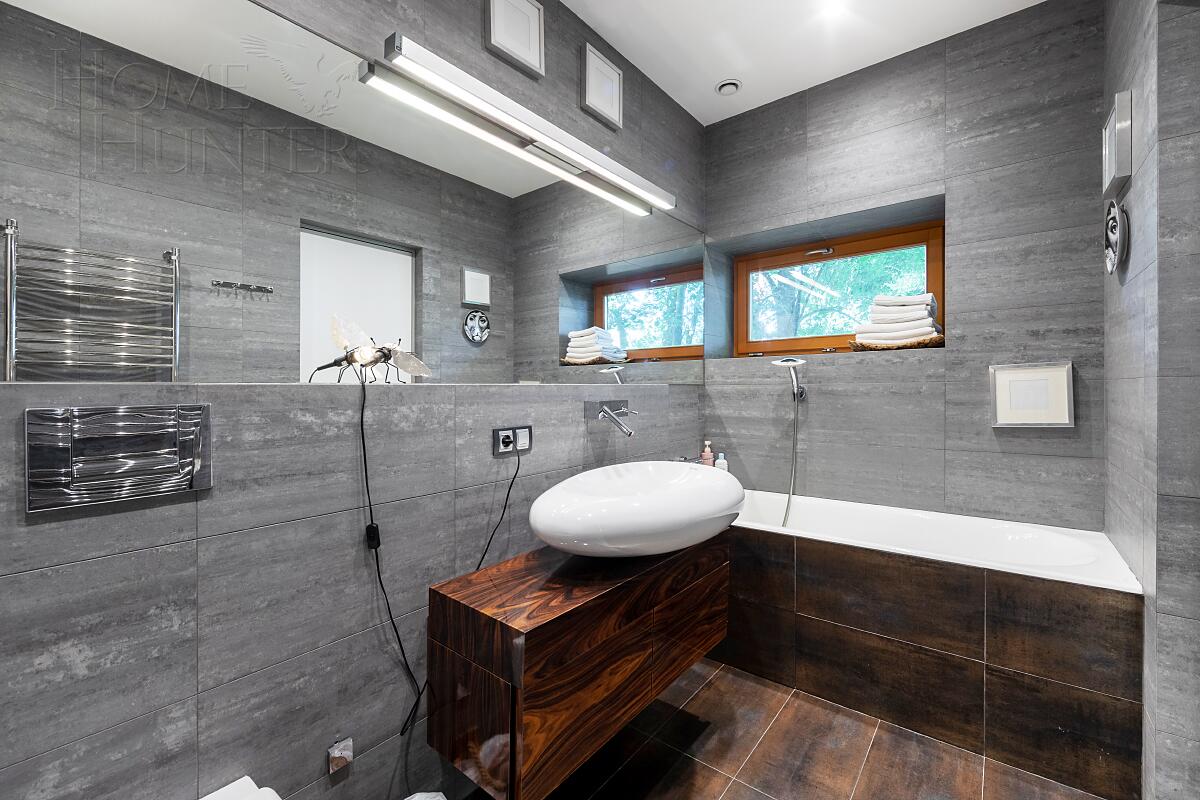 1-этажный коттедж 580 м² с отделкой