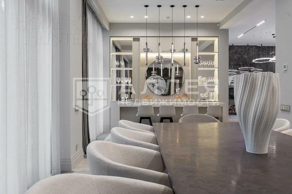 2-этажный коттедж 380 м² с отделкой