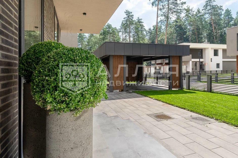 2-этажный коттедж 380 м² с отделкой