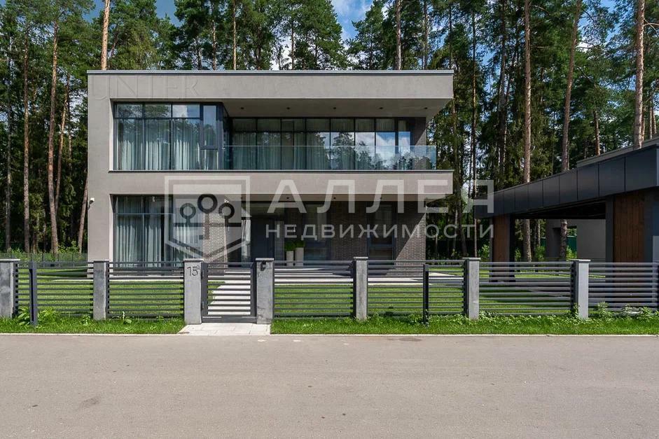 2-этажный коттедж 380 м² с отделкой