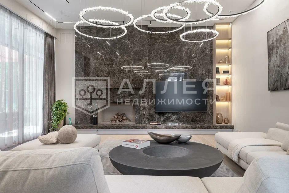 2-этажный коттедж 380 м² с отделкой