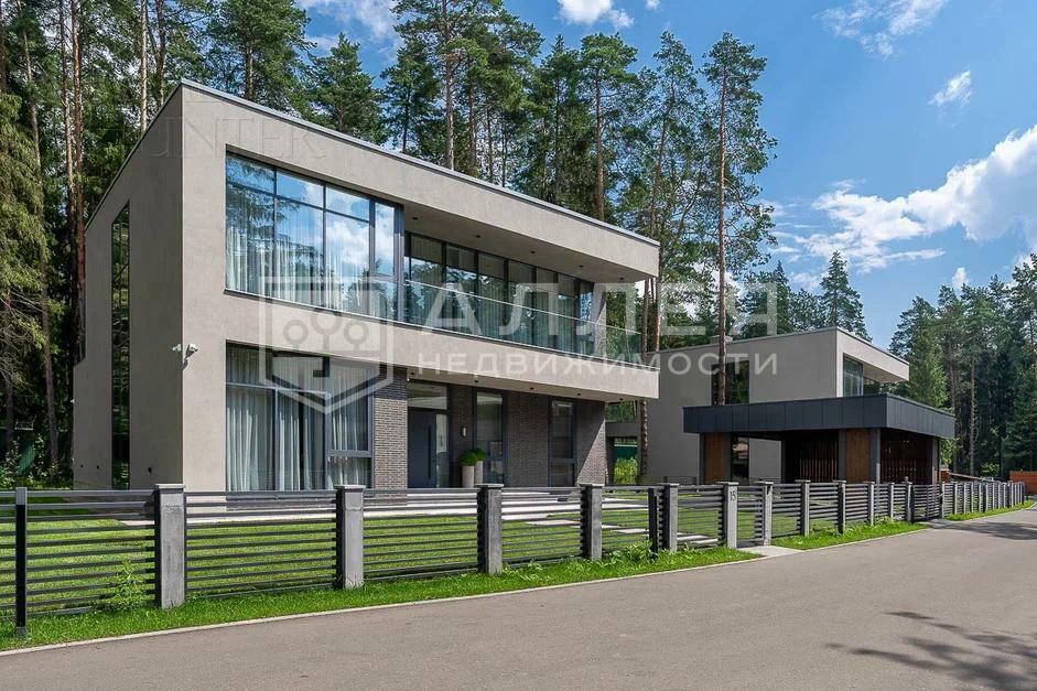 2-этажный коттедж 380 м² с отделкой