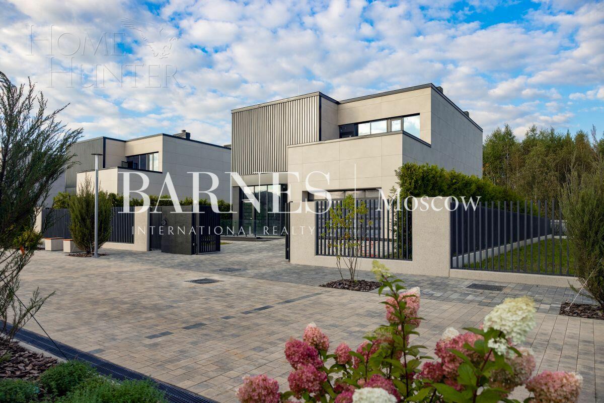 2-этажный коттедж 398.7 м² без отделки