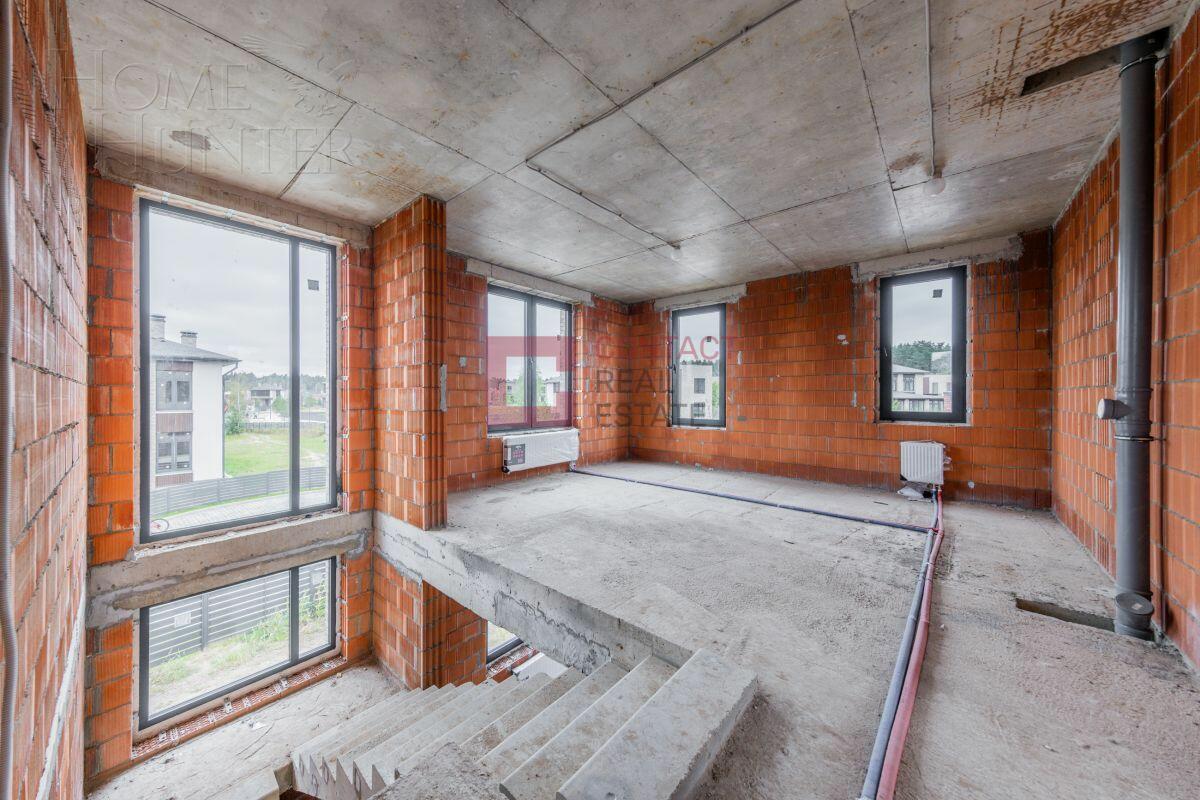 2-этажный коттедж 283 м² без отделки