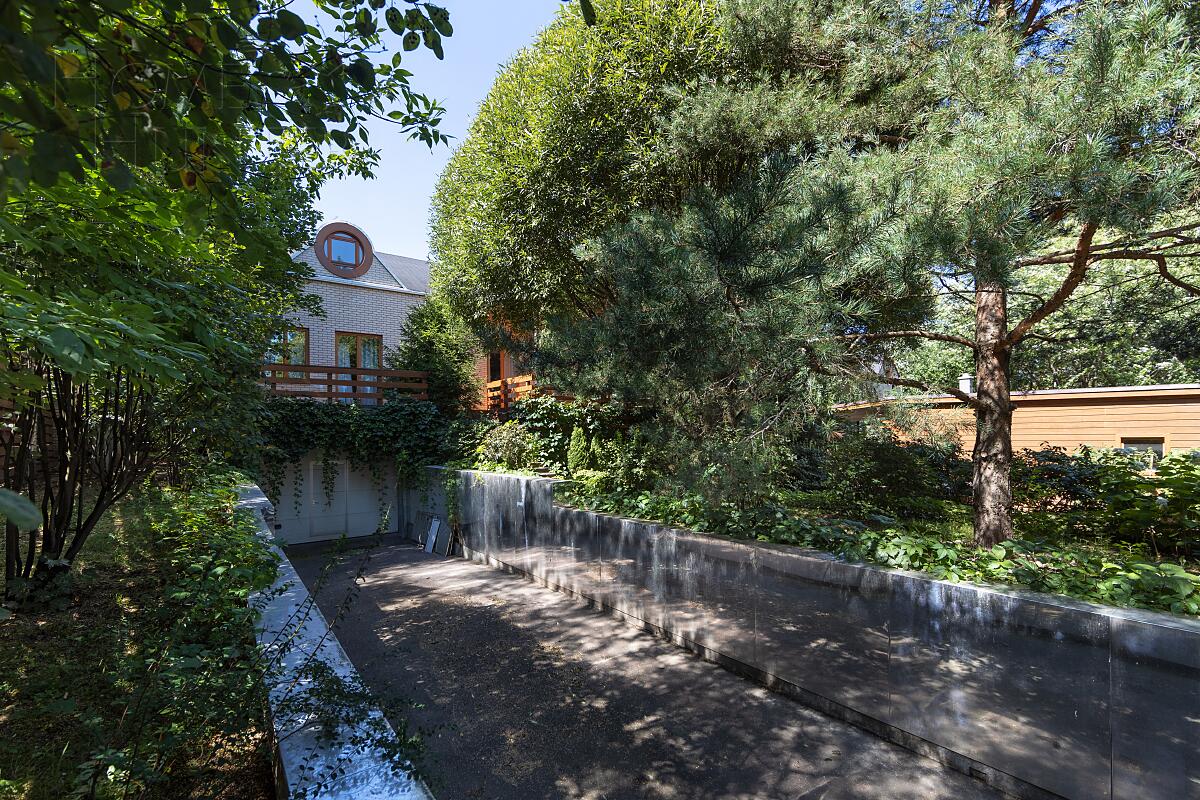 1-этажный коттедж 580 м² с отделкой