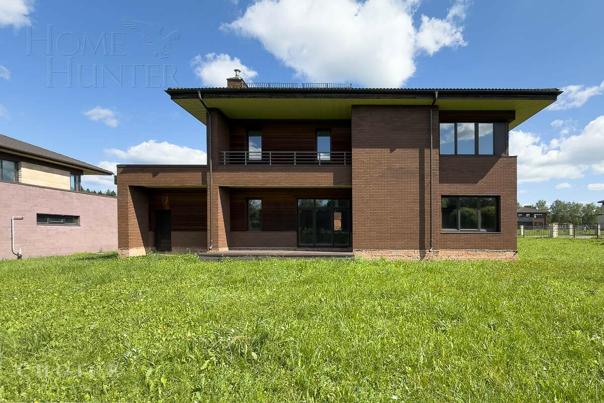 2-этажный коттедж 352.54 м² без отделки