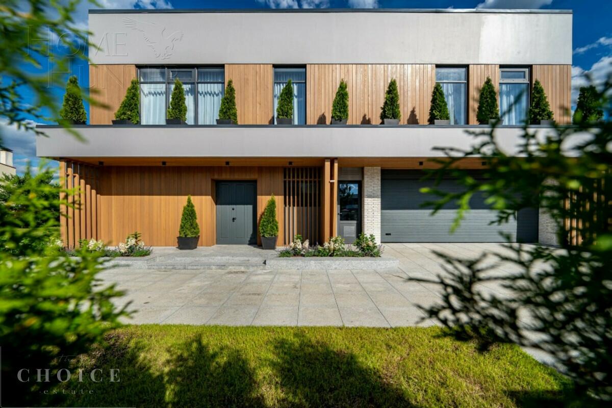 2-этажный коттедж 730 м² с отделкой