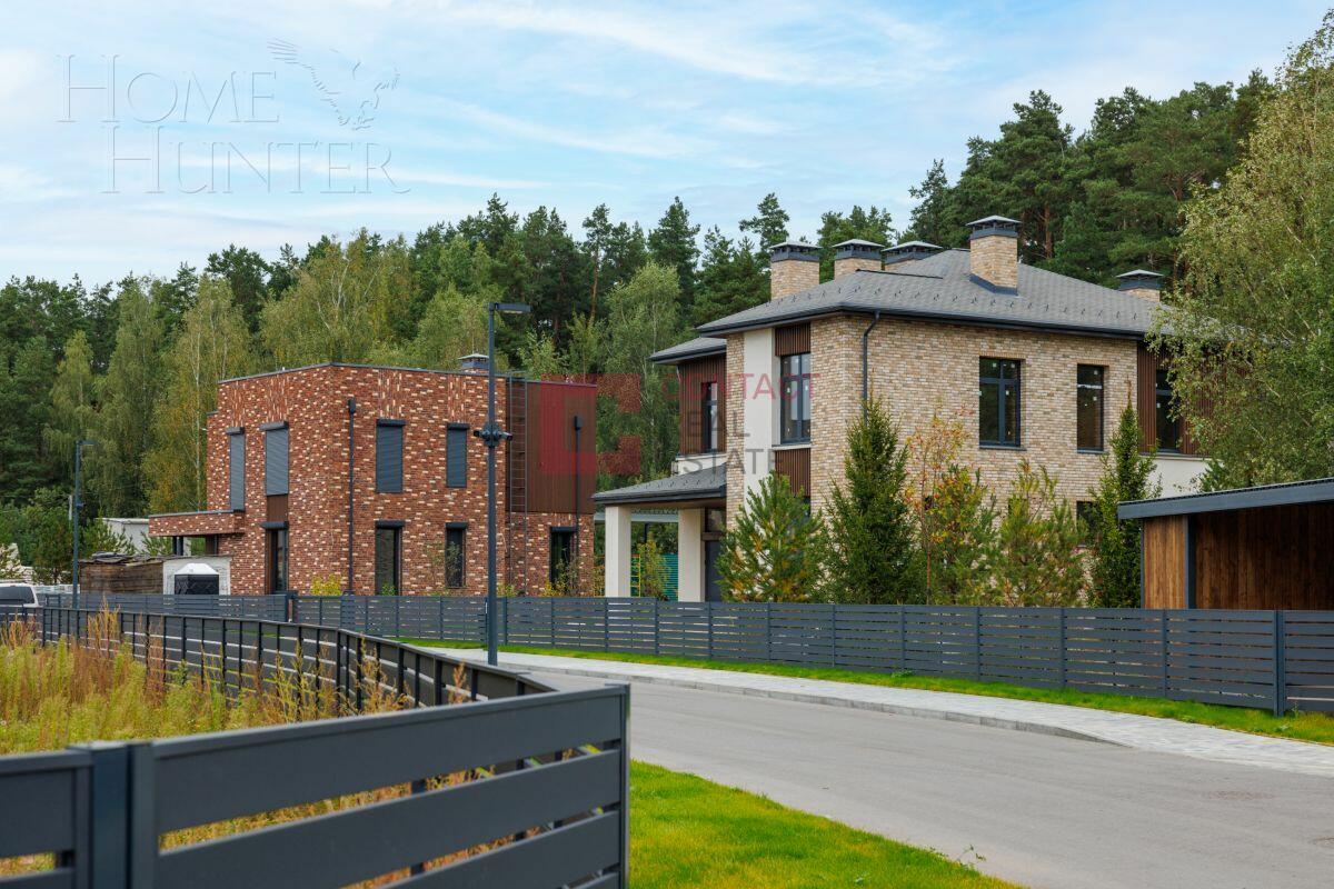 2-этажный коттедж 283 м² без отделки