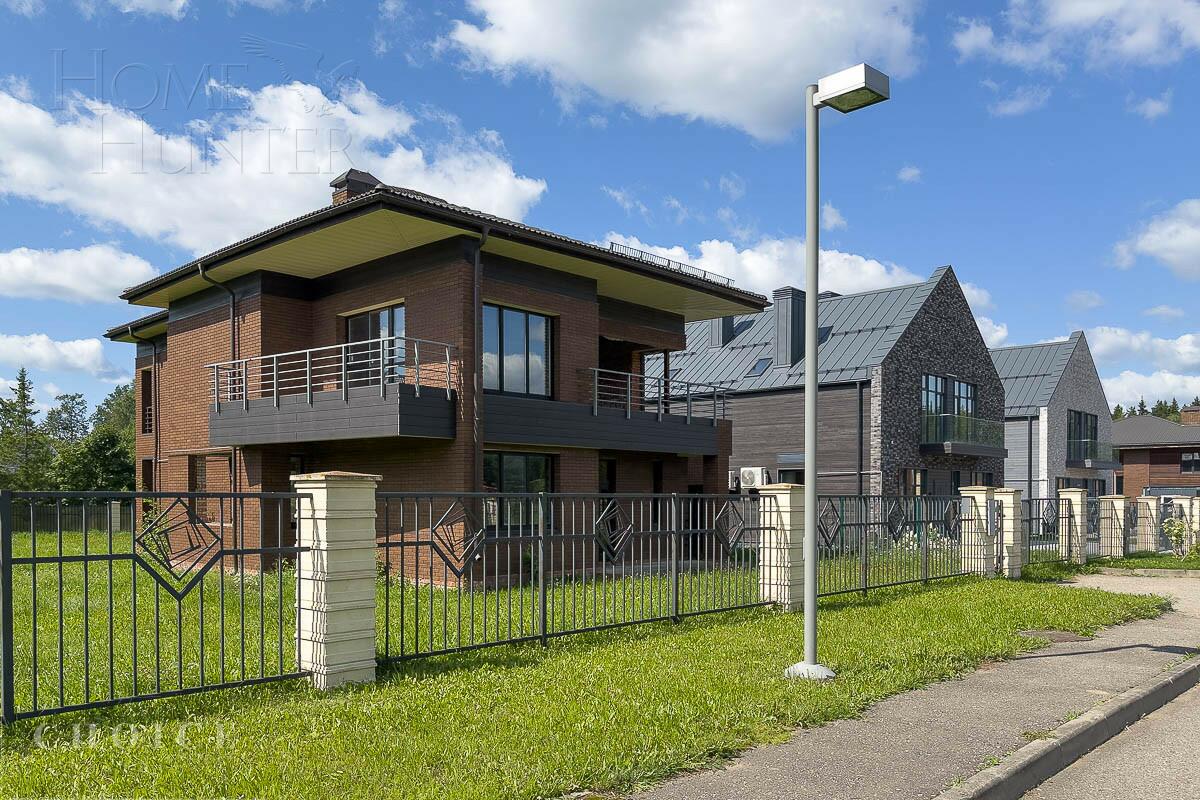 2-этажный коттедж 352.54 м² без отделки