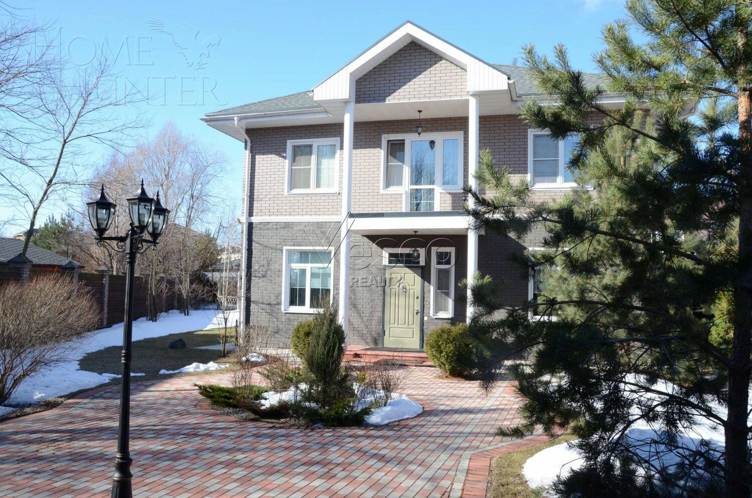 2-этажный коттедж 450 м² с отделкой